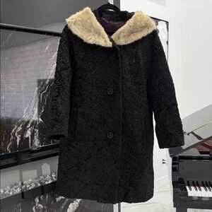 Elegant Black Real Fur Collar Coat